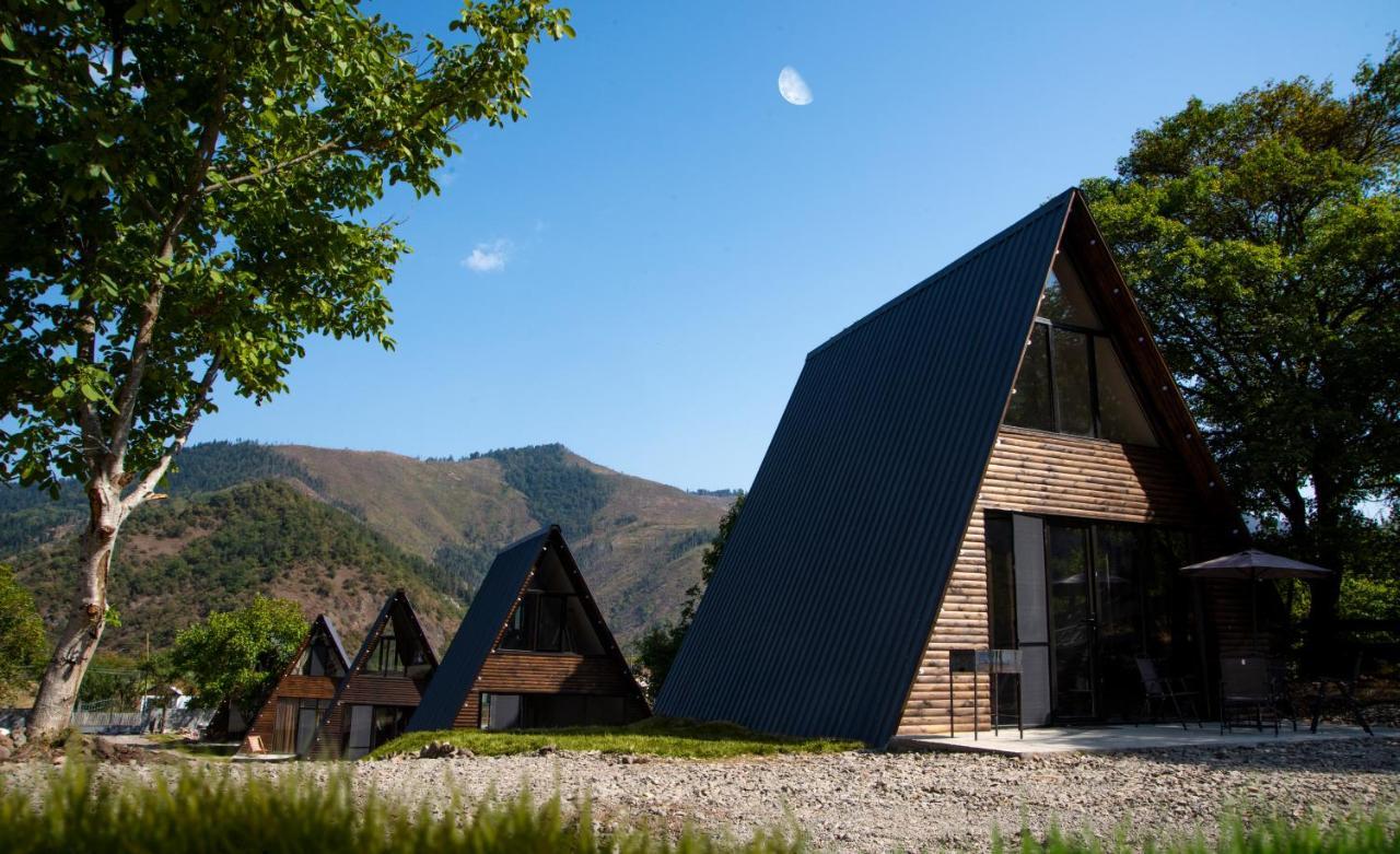 Landhaus Borjomi Bagian luar foto